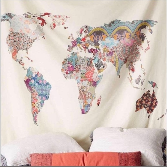 World Map Tapestry - Picture 1 of 2